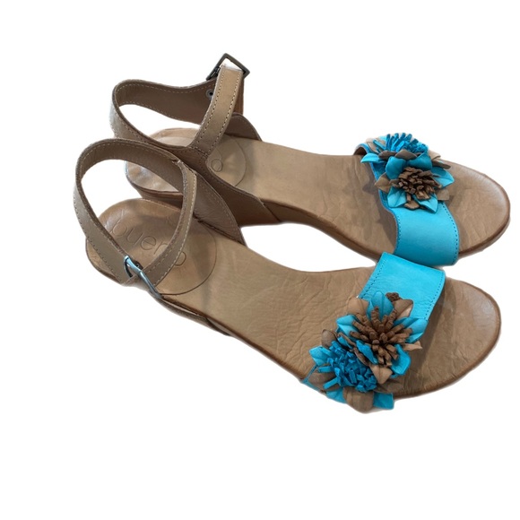 Bueno sandals size 41, size 10. Very comfortable and the leather is beautiful. - Picture 3 of 4